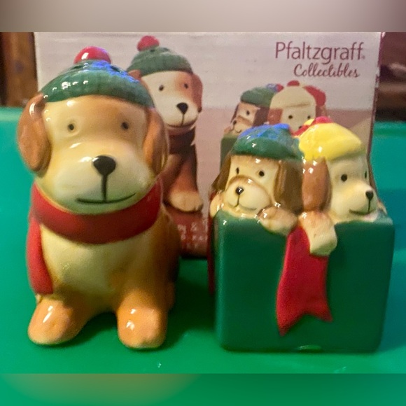 Pfaltzgraff Puppy and Present salt and pepper shakers - Picture 1 of 3